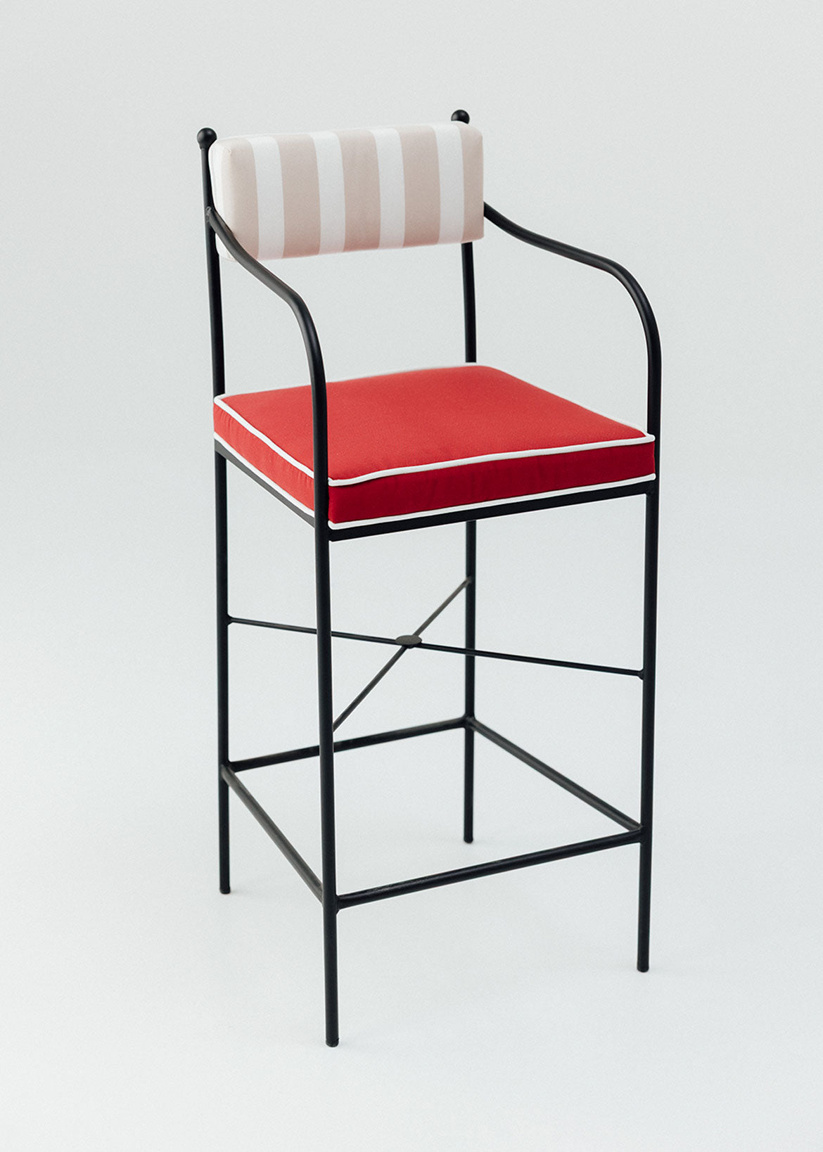 Outdoor steel stool with armrests