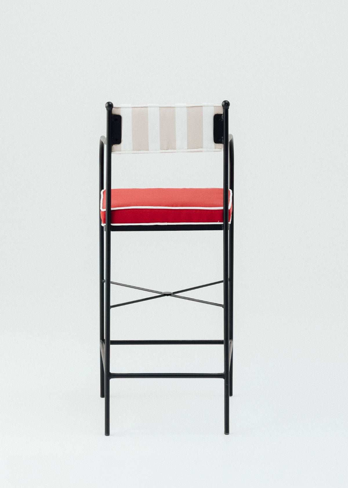 Outdoor steel stool with armrests