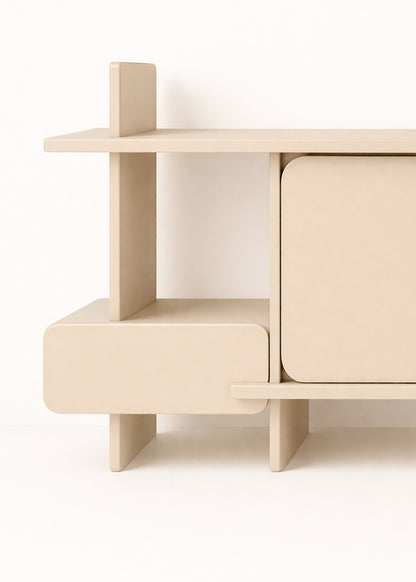 Aparador de madera lacada con puertas