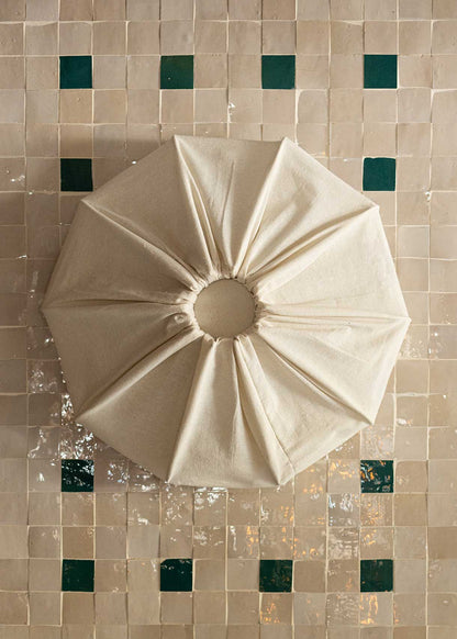 Aplique de pared de lino.